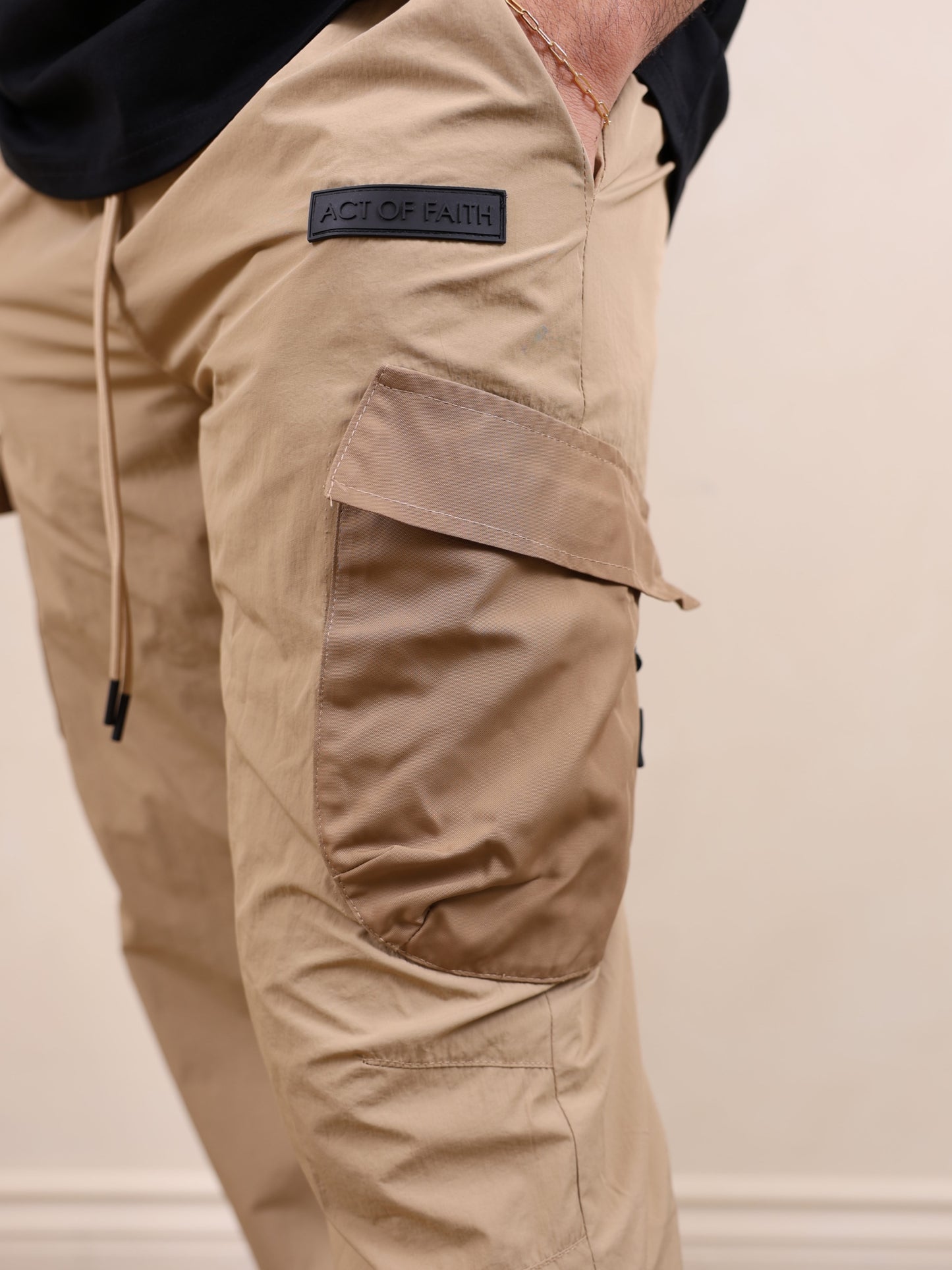 Nylon Cargo Pants- Sand